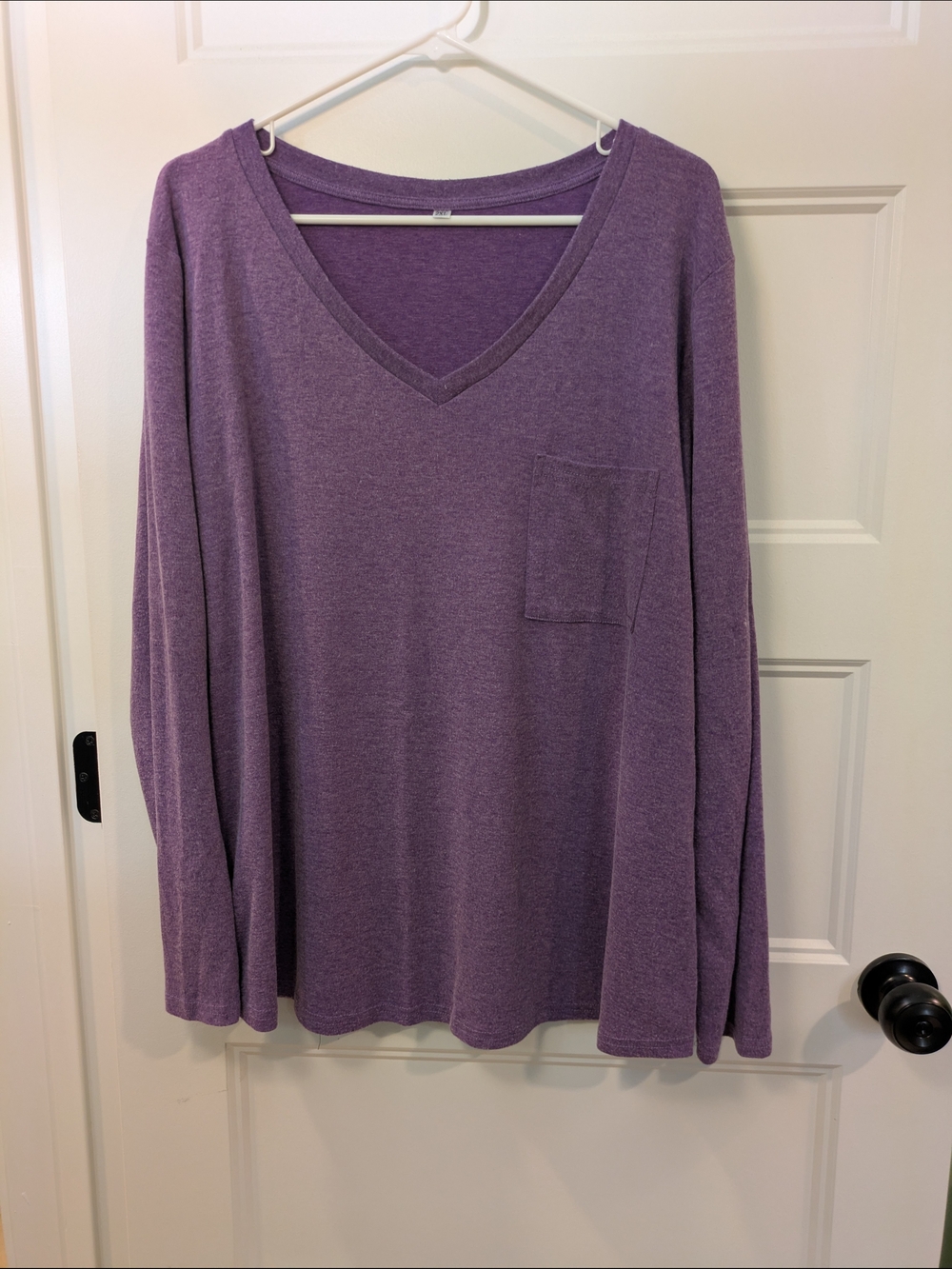 🔴 3/$15  Purple V-Neck Long Sleeve Pocket Top